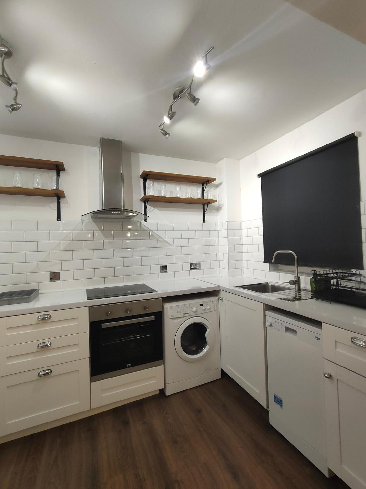 Free Parking 4 Beds Flat 15 Min Train To Victoria Bridge St Paul Cathedral Apartament *