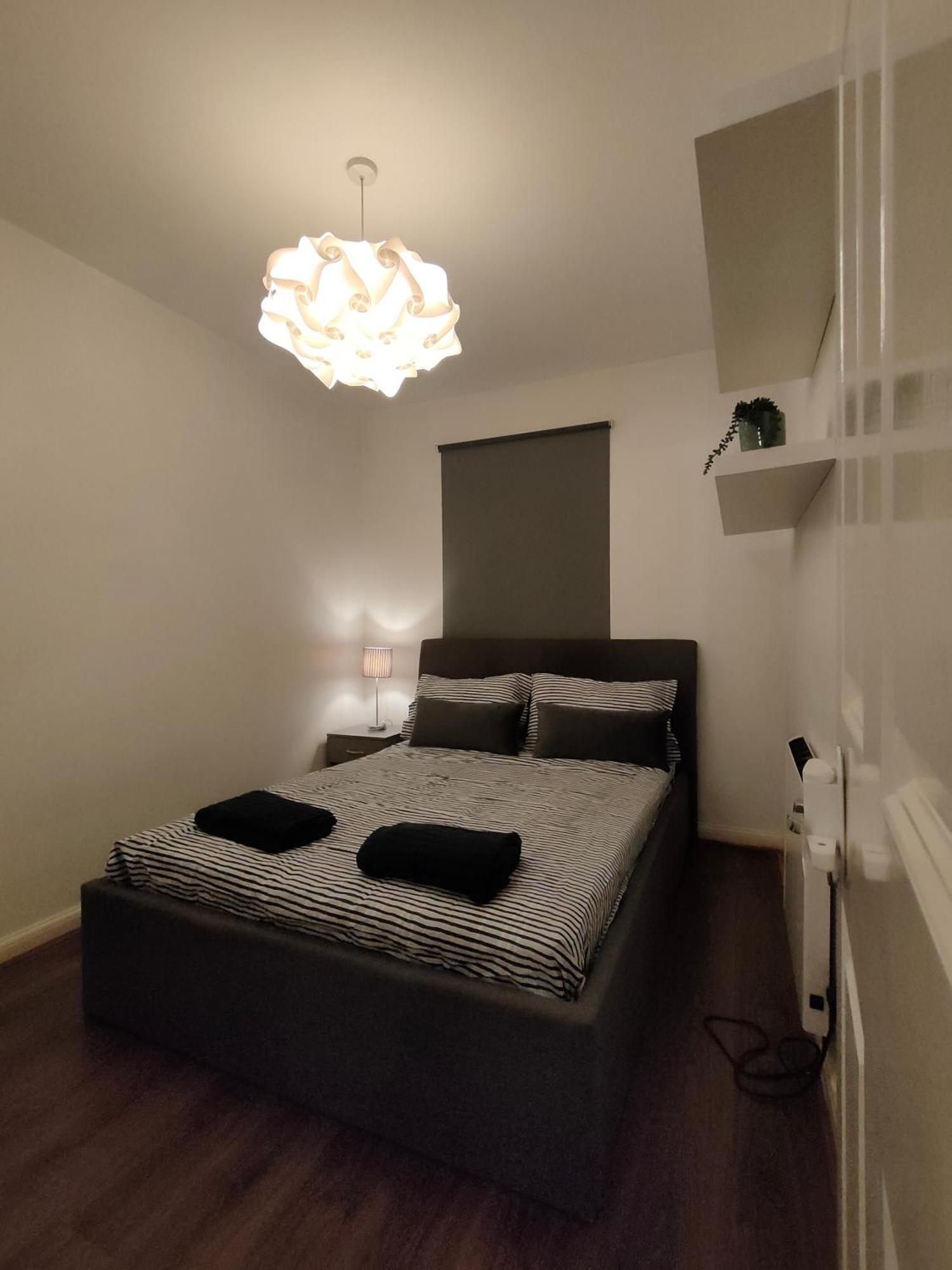 Appartamento Free Parking 4 Beds Flat 15 Min Train To Victoria Bridge St Paul Cathedral
